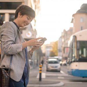 FAIRTIQ-Mobilitaets-App-pusht-OEPNV-Bus-und-Bahn-Verkehr_606-800x800