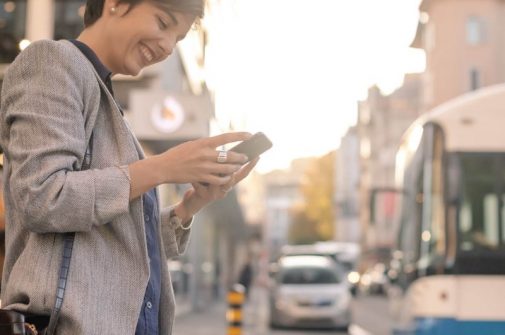FAIRTIQ-Mobilitaets-App-pusht-OEPNV-Bus-und-Bahn-Verkehr_606-800x800