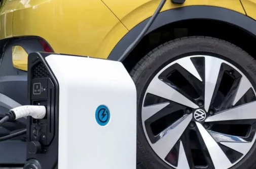 Zipcharge-Extra-Akku-Elektroauto-Greentech-800x800