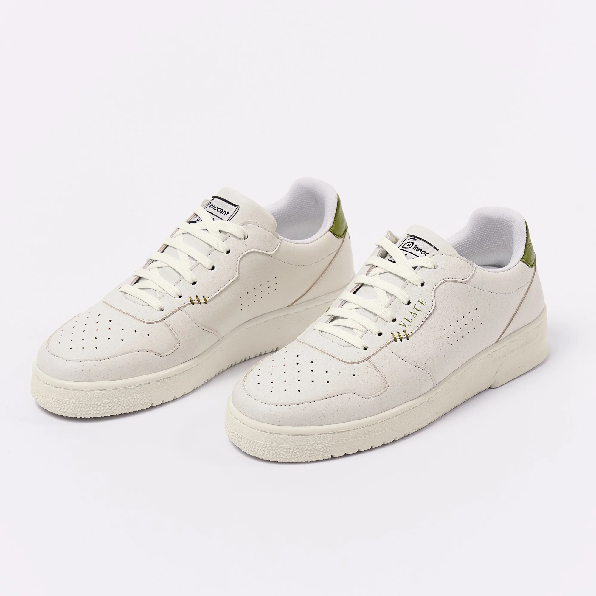 Greentech Fashion Sneaker VLACE from Apple Leftovers